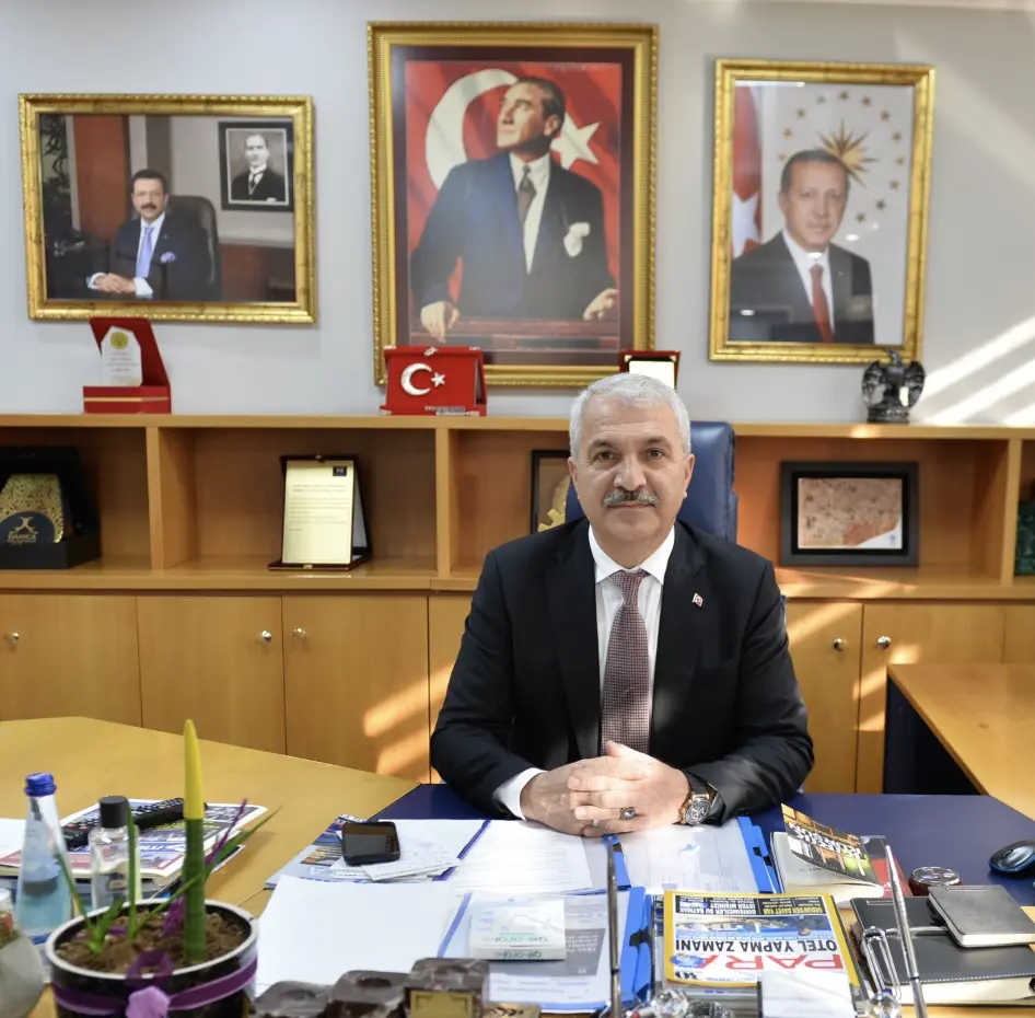 İSO TÜRKİYE'NİN EN BÜYÜK 500 SANAYİ DEVİNİ AÇIKLADI İSO TÜRKİYE'NİN EN BÜYÜK 500 SANAYİ DEVİNİ AÇIKLADI