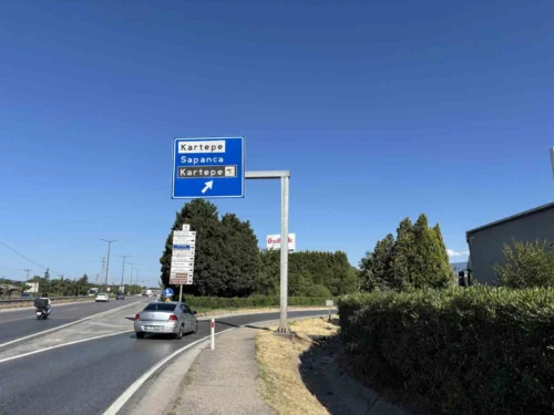 Kocaeli Kartepe’de Panelvan Kazası: 1 Ölü, 2 Yaralı