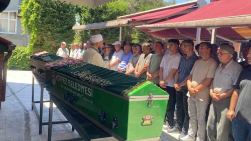 Kocaeli’den Tatil İçin Sakarya’ya Giderken Kaza: Anne ve Kızı Hayatını Kaybetti