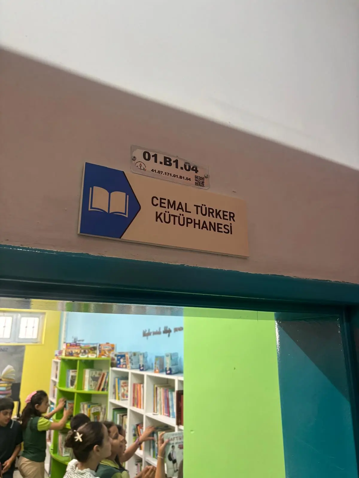 CEMAL TÜRKER KÜTÜPHANESİ AÇILDI CEMAL TÜRKER KÜTÜPHANESİ AÇILDI