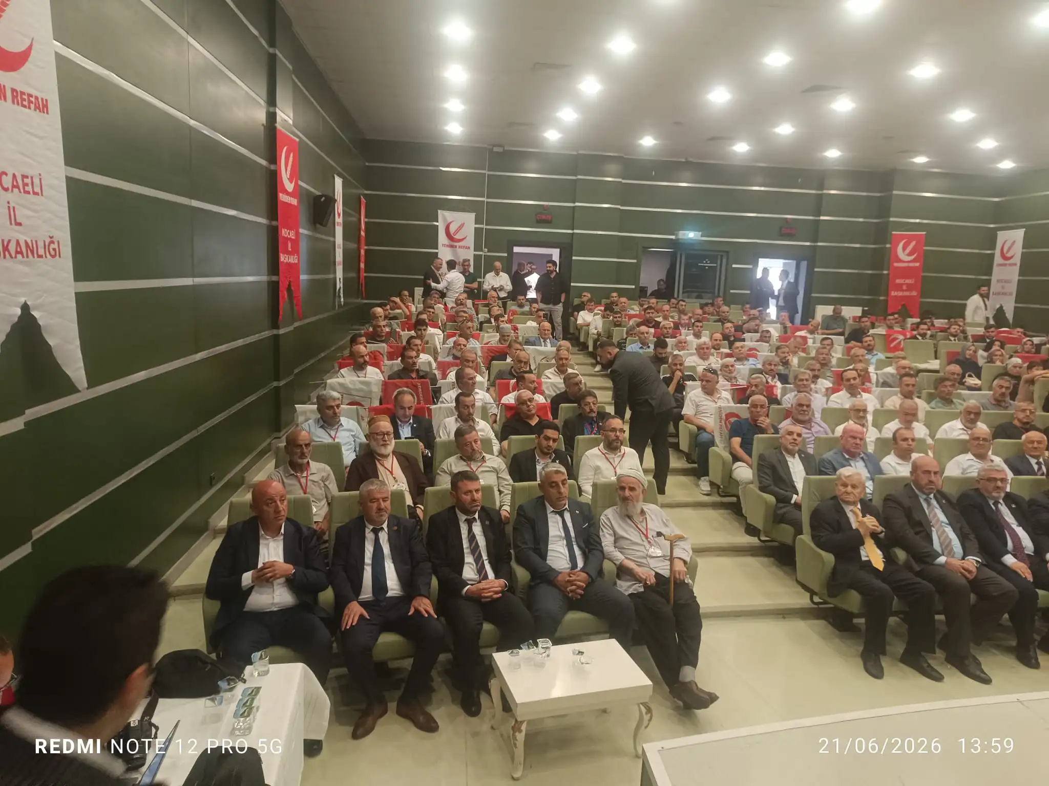 MİLLİ GÖRÜŞ’TEN GÖVDE GÖSTERİSİ MİLLİ GÖRÜŞ’TEN GÖVDE GÖSTERİSİ