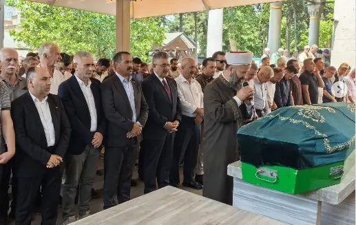 Mehmet Savur Son Yolculuğuna Uğurlandı Mehmet Savur Son Yolculuğuna Uğurlandı