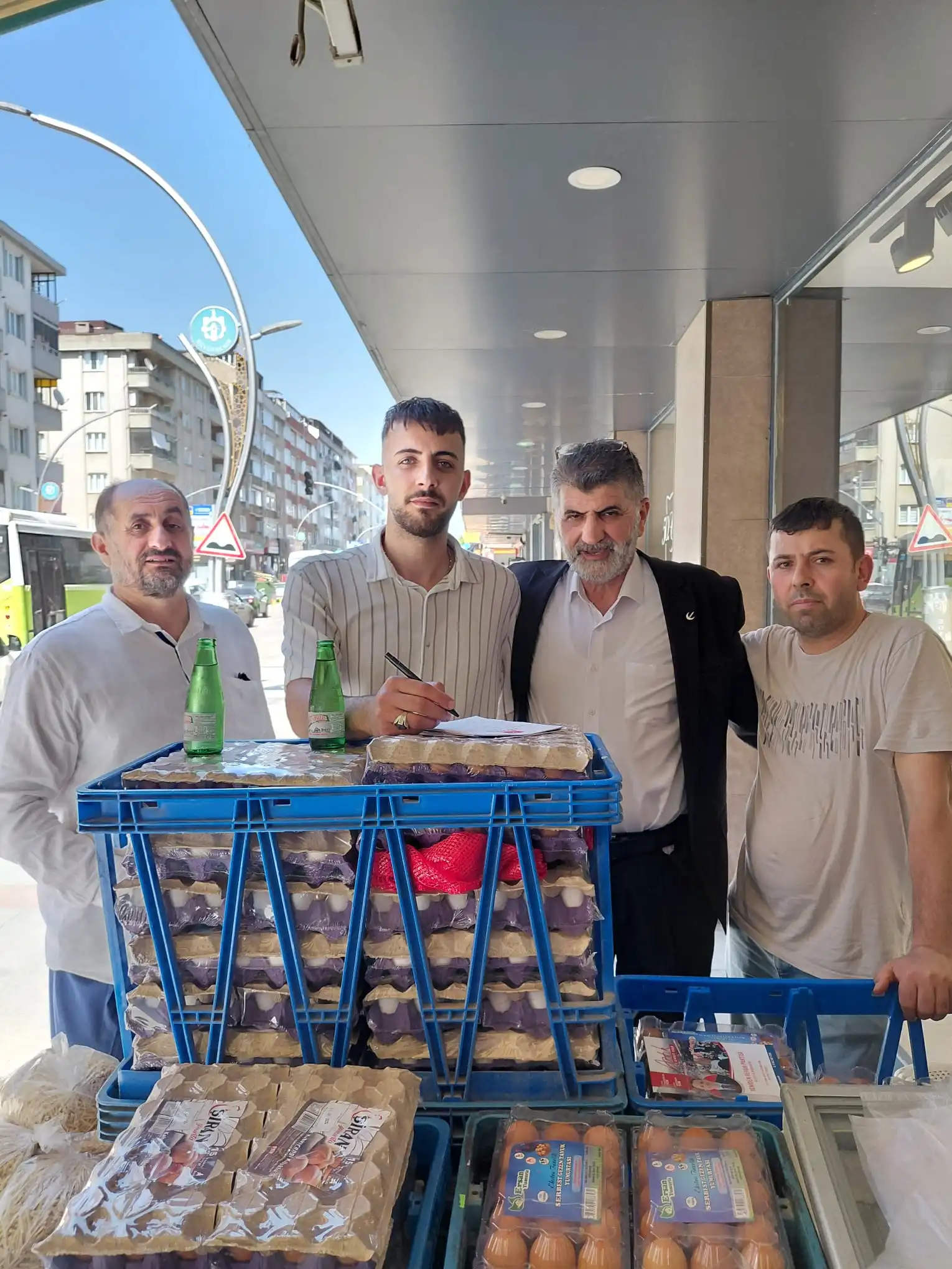 "Esnaf Kan Ağlıyor, Çare Milli Görüş"