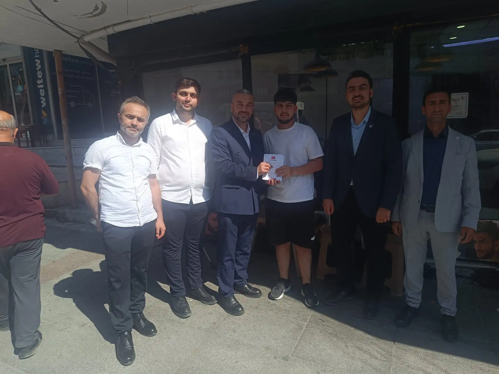 "Esnaf Kan Ağlıyor, Çare Milli Görüş"