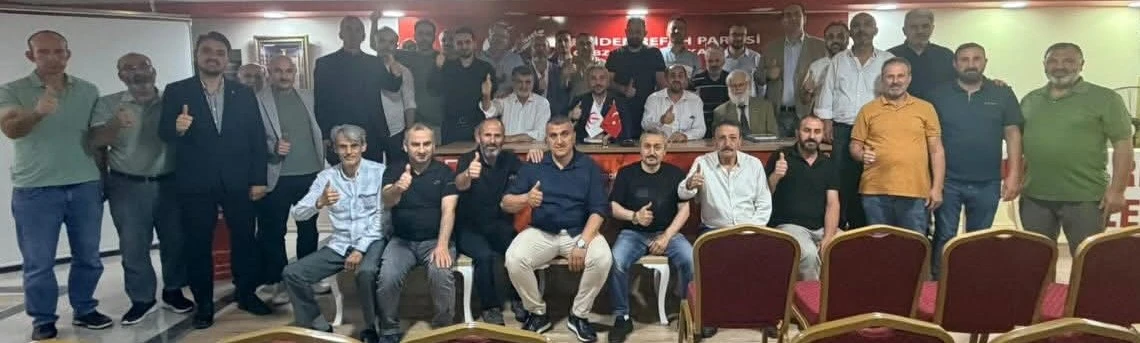 Yeniden Refah Gebze’de Kongre Mesaisi: Haftalık Toplantıda Heyecan Doruktaydı!