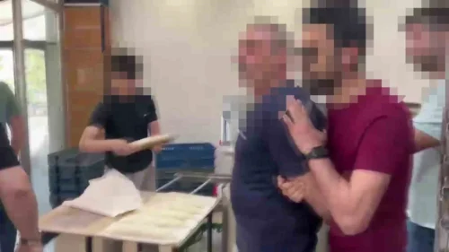 Kocaeli’nin 8 Yıl Peşinde Olduğu 24 Yıl Hapisli Firari İstanbul’da Ekmek Fırınında Yakalandı