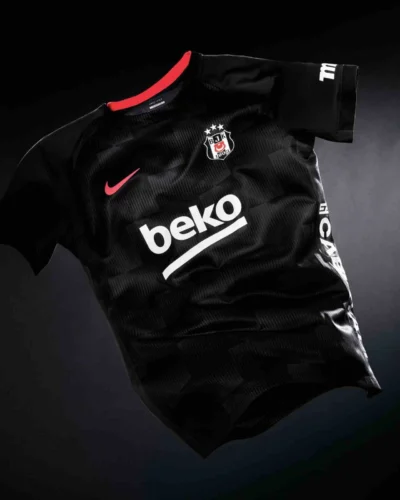 Beşiktaş Yeni Sezon Formaları Tüpraş Stadyumu’nda Tanıtıldı
