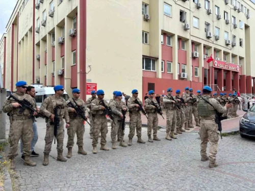 Kocaeli Rüşvet ve Tefecilik Operasyonu: 16 Şüpheli Adliyeye Sevk Edildi