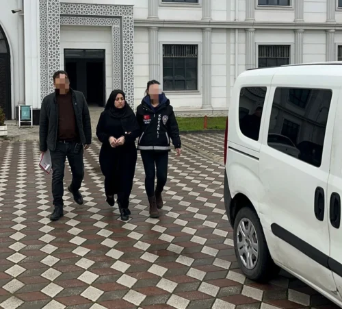 Kocaeli Koca Cinayeti Davası: Fatma Adır’a Kapsamlı Şiddet Raporu İstendi, Çocukları Anneyi Savundu