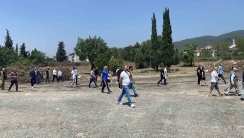 Kocaeli Körfez’de Tır Parkı Protestosu: Mahalle Sakinleri İptalini İstiyor