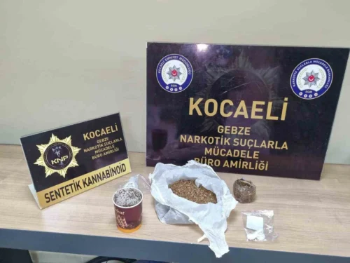 Kocaeli’de Narkotik Operasyonu: Metamfetamin ve Sentetik Kannabinoid Ele Geçirildi, 2 Kişi Tutuklandı