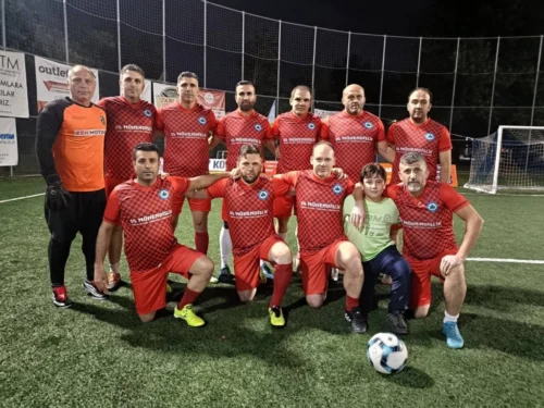 KOCAELİ OLGUNLAR VE VETERANLAR FUTBOL TURNUVASI’NDA FİNALİST BELLİ OLDU