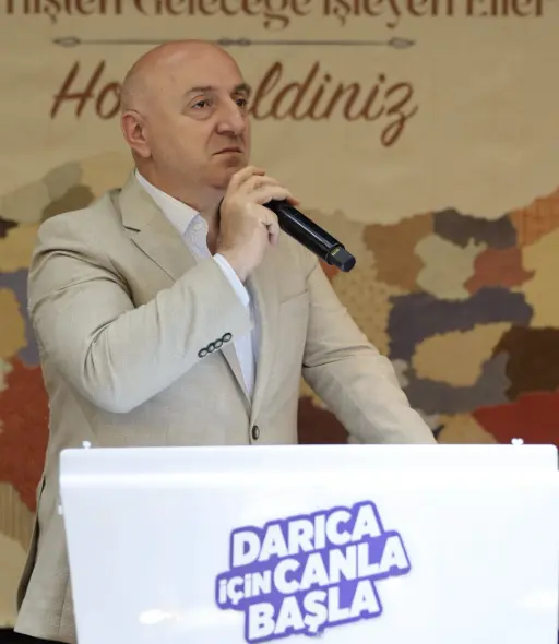 GİYİM VE EL SANATLARI SERGİSİ AÇILDI