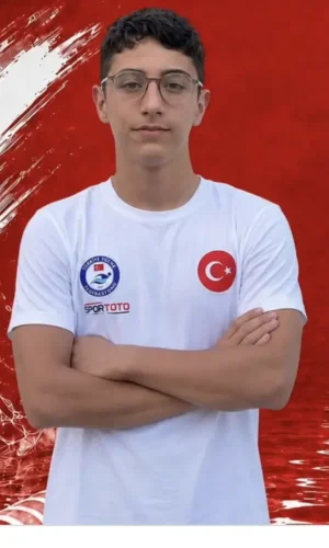 KELEKCİ  BRONZ MADALYAYLA DÖNDÜ