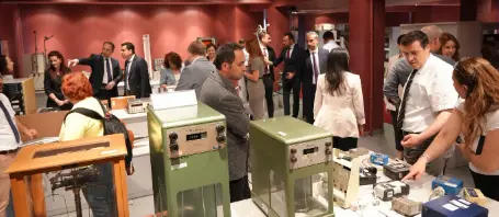  LABORATUVARLAR TANITILDI