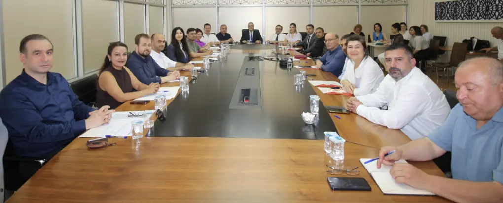 KOCAELİ’DE SAĞLIK HİZMETLERİ İÇİN ÖNEMLİ ZİRVE
