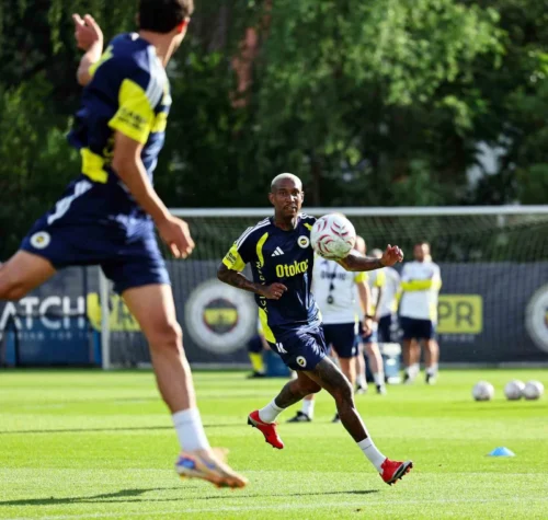 Fenerbahçe Avusturya Kampında İsmail Kartal Yönetiminde İkinci Antrenman