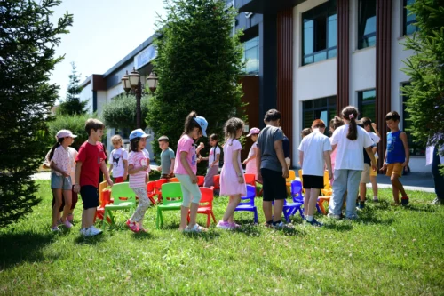 Çayırova Belediyesi Bilgi Evleri Yaz Kursları: Çocuklar Eğlenerek Öğreniyor