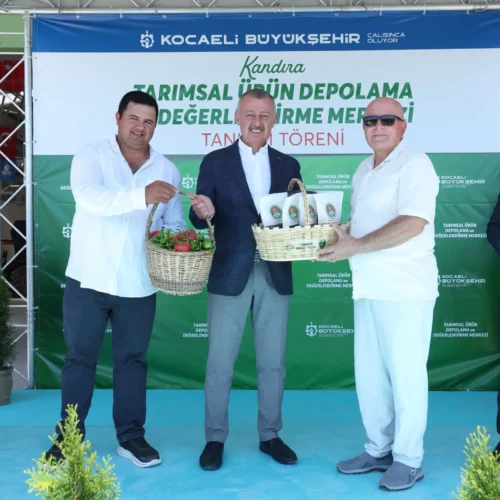 Kocaeli Büyükşehir Kandıra’ya Modern Tarım Deposu Kazandırdı: Çiftçiye Tam Destek