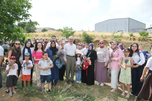 Çayırova’da 2. Geleneksel Lavanta Hasadı Şenliği Coşkuyla Kutlandı