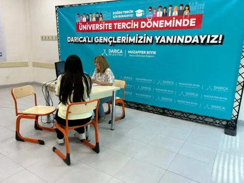 Darıca Belediyesi’nden Gençlere Ücretsiz YKS Tercih Danışmanlığı