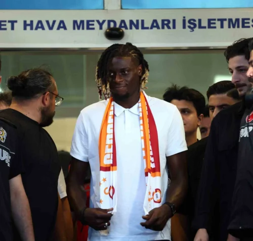 Galatasaray’ın Yeni Transferi Lesley Ugochukwu İstanbul’da!