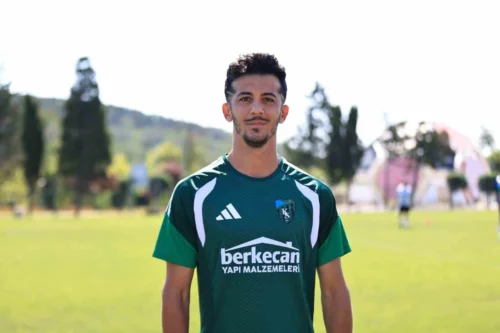 Tayfur Bingöl Transfer Tekliflerini Reddetti: “Kocaelispor’da Futbolu Bırakmak İstiyorum”