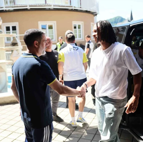 Fenerbahçe’nin Yeni Transferi Nathan Ake Kamp Çalışmalarına Başladı