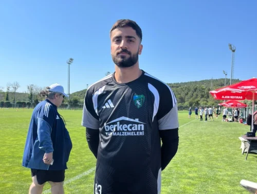 Kocaelispor Kalecisi Serhat Öztaşdelen’den Transfer İddialarına Yanıt: “Uzun Yıllar Buradayım!”