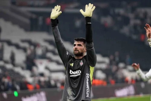 Beşiktaş, Ersin Destanoğlu ile Yollarını Ayırdı