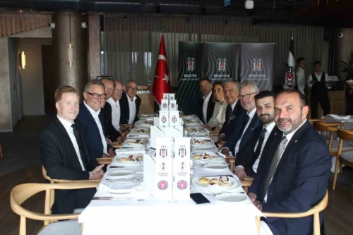 Beşiktaş’tan Avrupa Ligi Maçı Öncesi Midtjylland ve UEFA’ya Dostluk Yemeği
