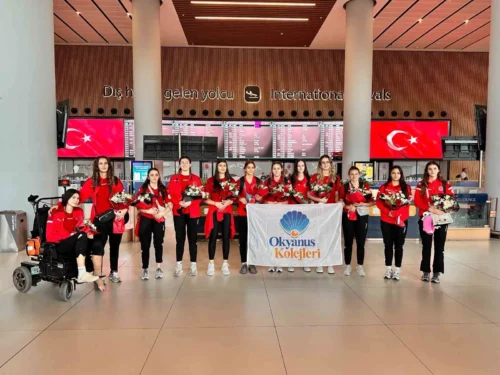 Okyanus Koleji Kız Voleybol Takımı, ISF Dünya Şampiyonası’nda Gümüş Madalya!