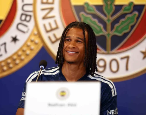 Nathan Ake’den Fenerbahçe’ye Şampiyonluk Sırrı: Pozitif Kalmak Çok Önemli