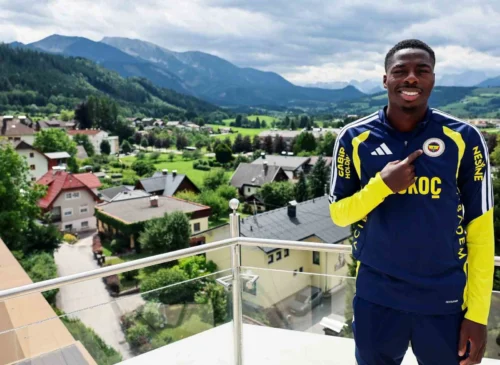 Fenerbahçeli Anthony Musaba: “Şampiyonluk İçin Sıkı Çalışmalıyız”