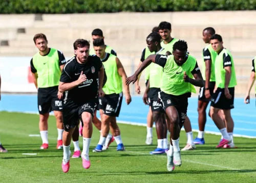 Beşiktaş, Slovakya Kampında Yeni Sezon Hazırlıkları: Italiano Yönetiminde Taktik Antrenman