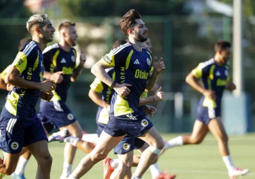 Fenerbahçe’den Gornik Zabrze Maçı Öncesi Şampiyonlar Ligi Hazırlık Antrenmanı