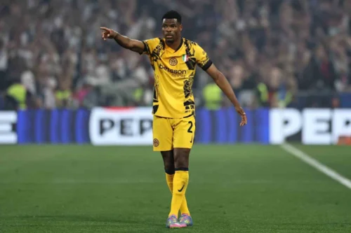 Real Madrid, Inter’den Hollandalı Sağ Bek Denzel Dumfries’i Transfer Etti