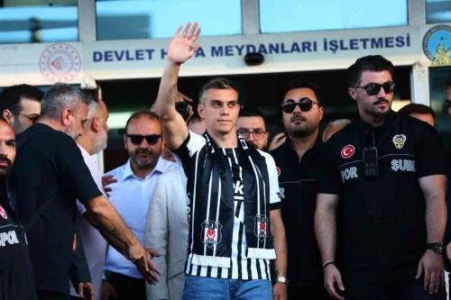 Beşiktaş’ın Yeni Yıldızı Leandro Trossard İstanbul’da: ‘Karşılama İnanılmaz!’