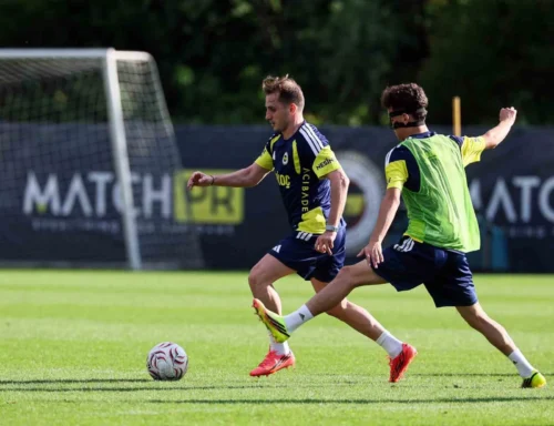 Fenerbahçe, Avusturya Kampında Çift İdmanla Hazırlıkları Sürdürdü