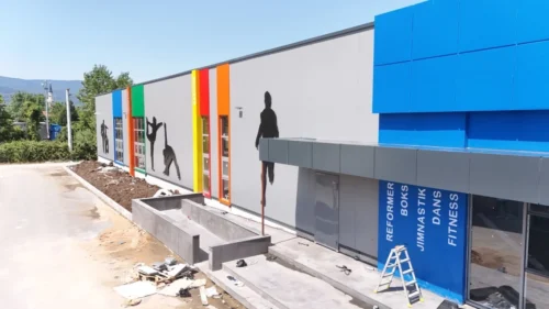 Kartepe Belediyesi Acısu Çok Fonksiyonlu Spor Kompleksi İnşaatı Hızla Yükseliyor