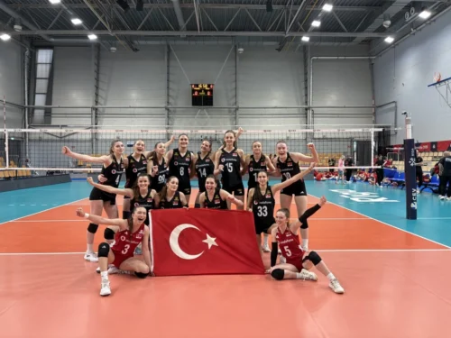 U18 Kadın Voleybol Milli Takımı, Avrupa Şampiyonası Finaline Namağlup Yükseldi!
