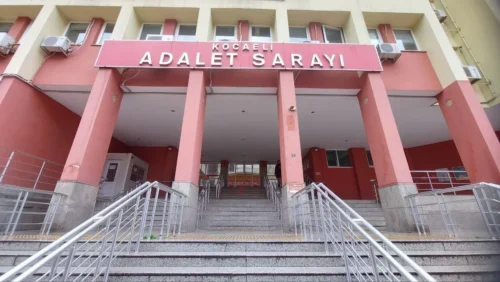 Kocaeli İmamoğlu Protesto Davası Ertelendi: Hakim Değişikliği Nedeniyle