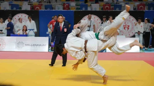 Kocaeli Emre Yazgan Uluslararası Judo Turnuvası 18 Ülke ve Binlerce Sporcuyla Tamamlandı