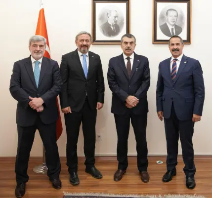 CHP KOCAELİ MİLLETVEKİLLERİNDEN ÖZGÜR ÖZEL’E TAM DESTEK