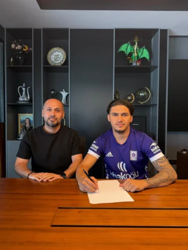 GEBZESPOR TRANSFERDE HIZ KESMİYOR: ÜRESİN MOR MENEKŞELER’DE