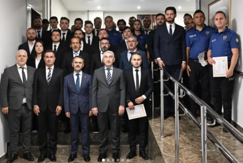VALİ AKTAŞ’TAN BAŞARI BELGESİ