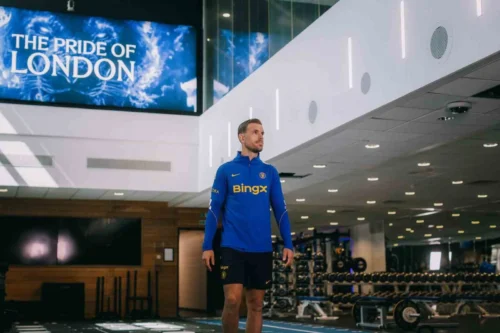 Jordan Henderson Chelsea’de! Bonservissiz Transferle 2028’e Kadar İmza
