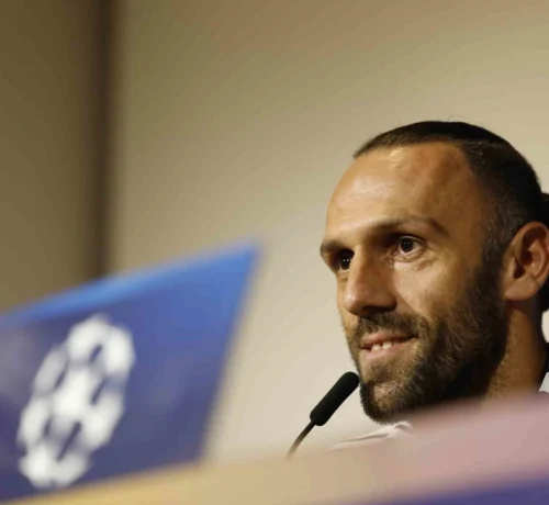 Vedat Muriqi’den Şampiyonlar Ligi İddiası: “Fenerbahçe’yi Taşıyacağız!”