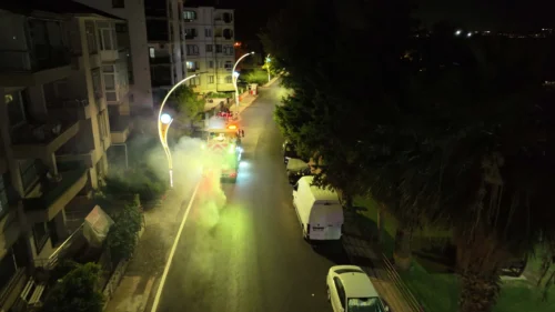 Karamürsel Plaj Yolu Caddesi’ne Özel Asfalt ve Yeni Yol Çizgileriyle Güvenli Ulaşım