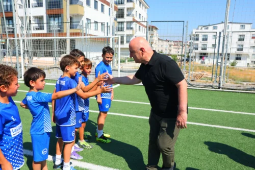 Darıca’ya 250 Milyon TL’lik 2 Yeni Spor Kompleksi: ‘Spor Şehri’ Vizyonu Güçleniyor